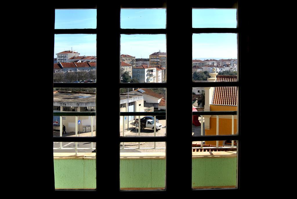 ホテル Tagus Host - 40308Al- 44211Al Santarém エクステリア 写真